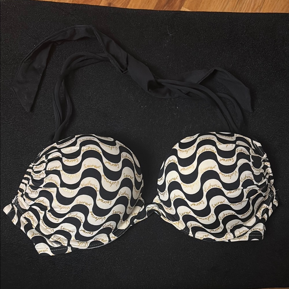 Victoria’s Secret Black and White Wave Pattern Bikini